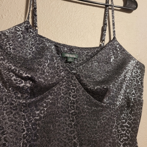Wild Fable Metallic Silver Cheetah Print Top - Picture 4 of 7